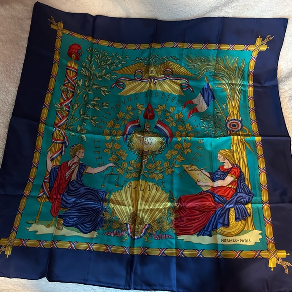 Hermès Silk 90cm Republique Française Motif Blue Scarf - Picture 3 of 5